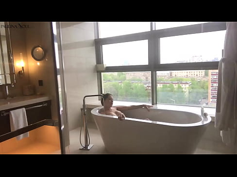 ❤️ Milžiniškas kūdikis aistringai masturbuoja savo putę vonios kambaryje ❌  Seksas prie porno lt.higlass.ru ﹏